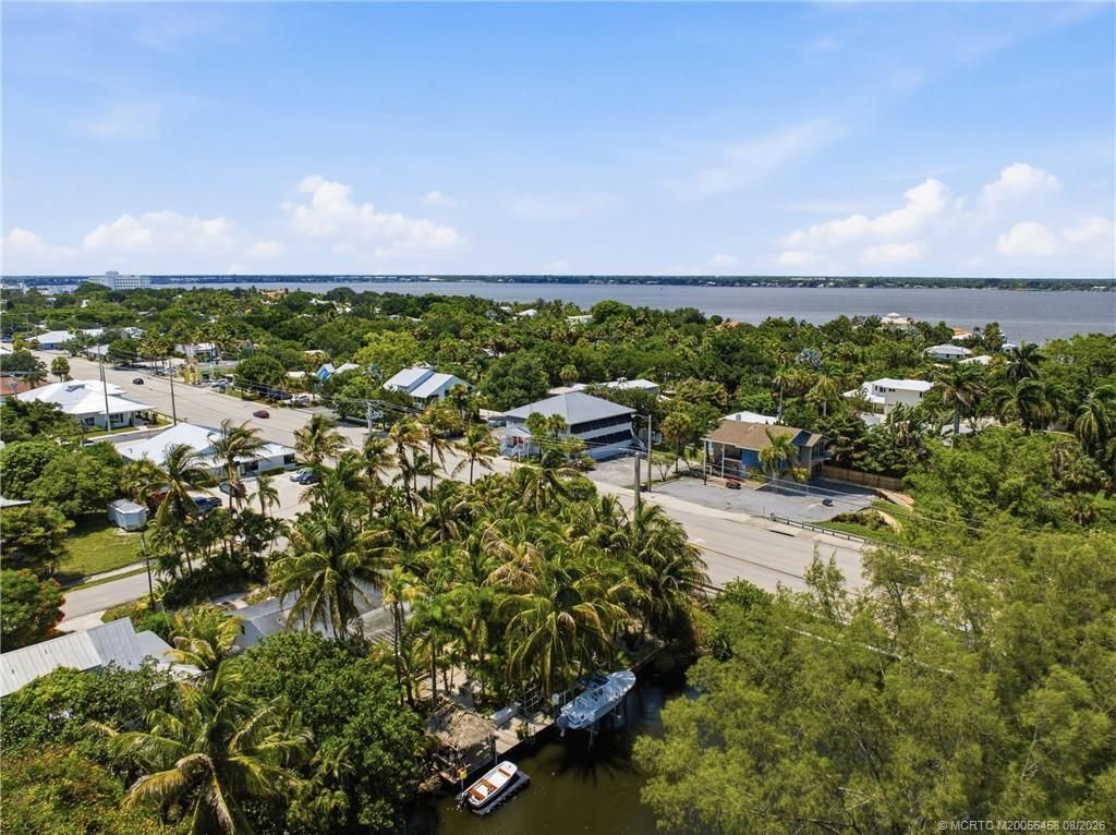 411 SE Krueger Parkway, Stuart, FL 34996 Photo
