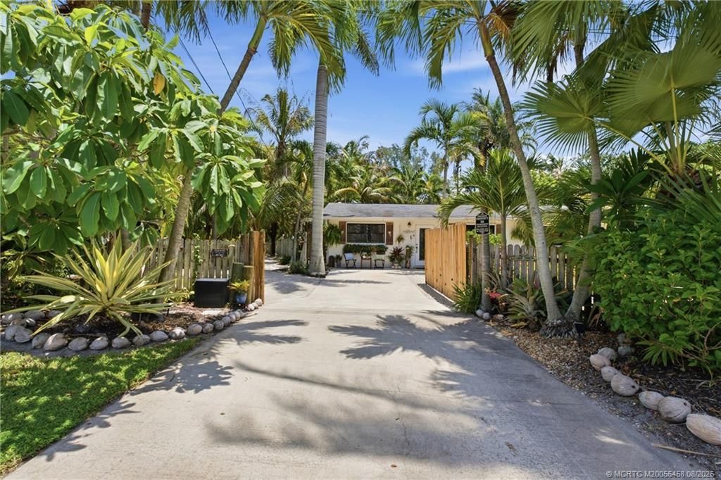 411 SE Krueger Parkway, Stuart, FL 34996 Photo