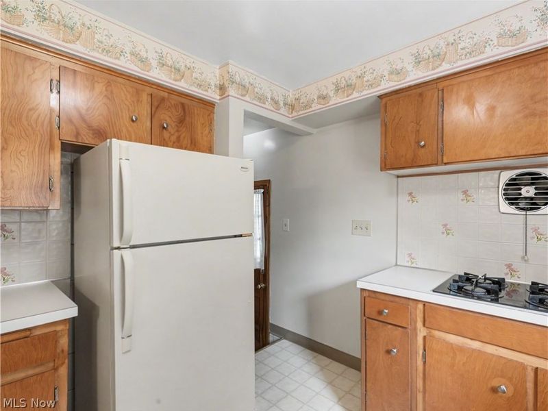 186 E Woodsdale Avenue , Akron, OH 44301 Photo 13