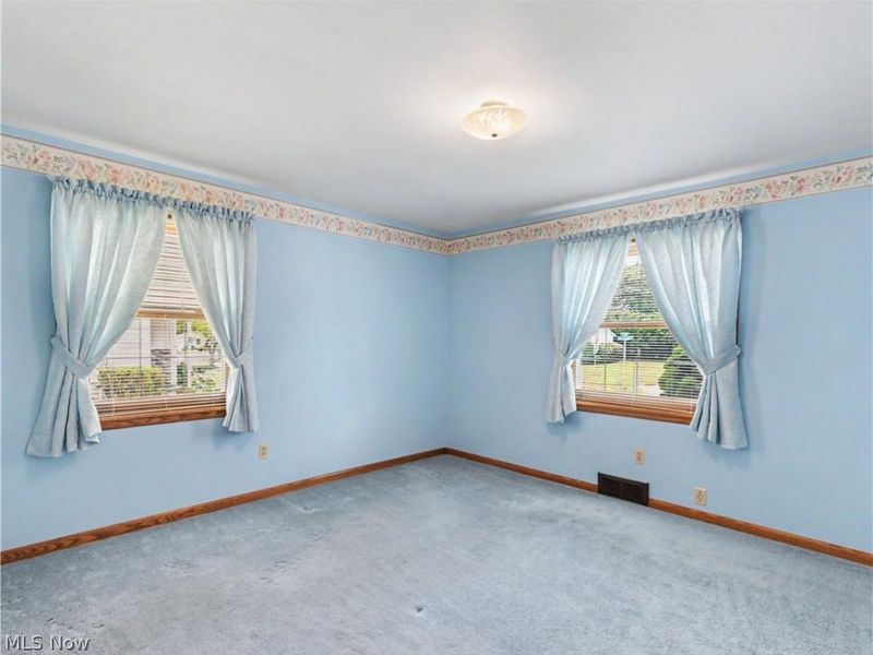 186 E Woodsdale Avenue , Akron, OH 44301 Photo 16