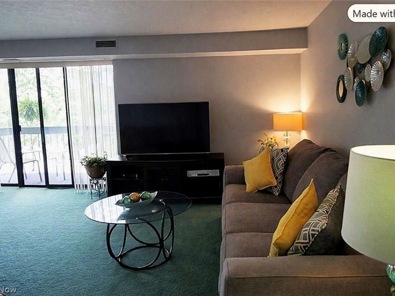 9660 Cove Drive , Unit F19, North Royalton, OH 44133 Photo 5
