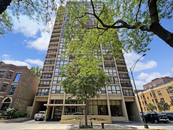 1540 N LaSalle Drive, Unit 1001, Chicago, IL 60610