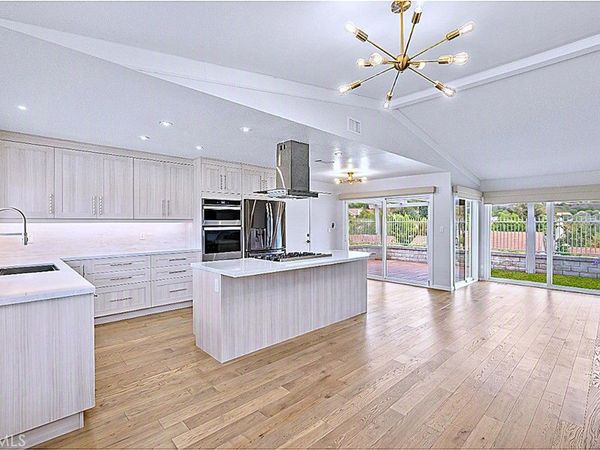 28212 VIA CERNUDA, Mission Viejo, CA 92692