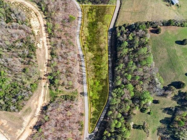 Rainbow View Rd, LaFollette, TN 37766