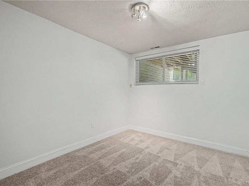 2542 Valais Court, Sugarcreek Township, OH 45458 Photo 44