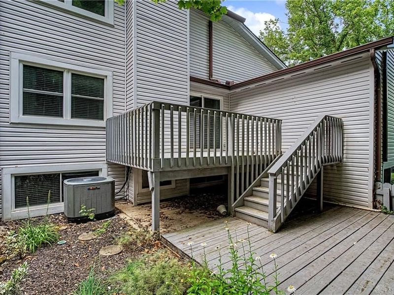 2542 Valais Court, Sugarcreek Township, OH 45458 Photo 52