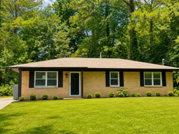 1765 Highpoint Road , Snellville, GA 30078