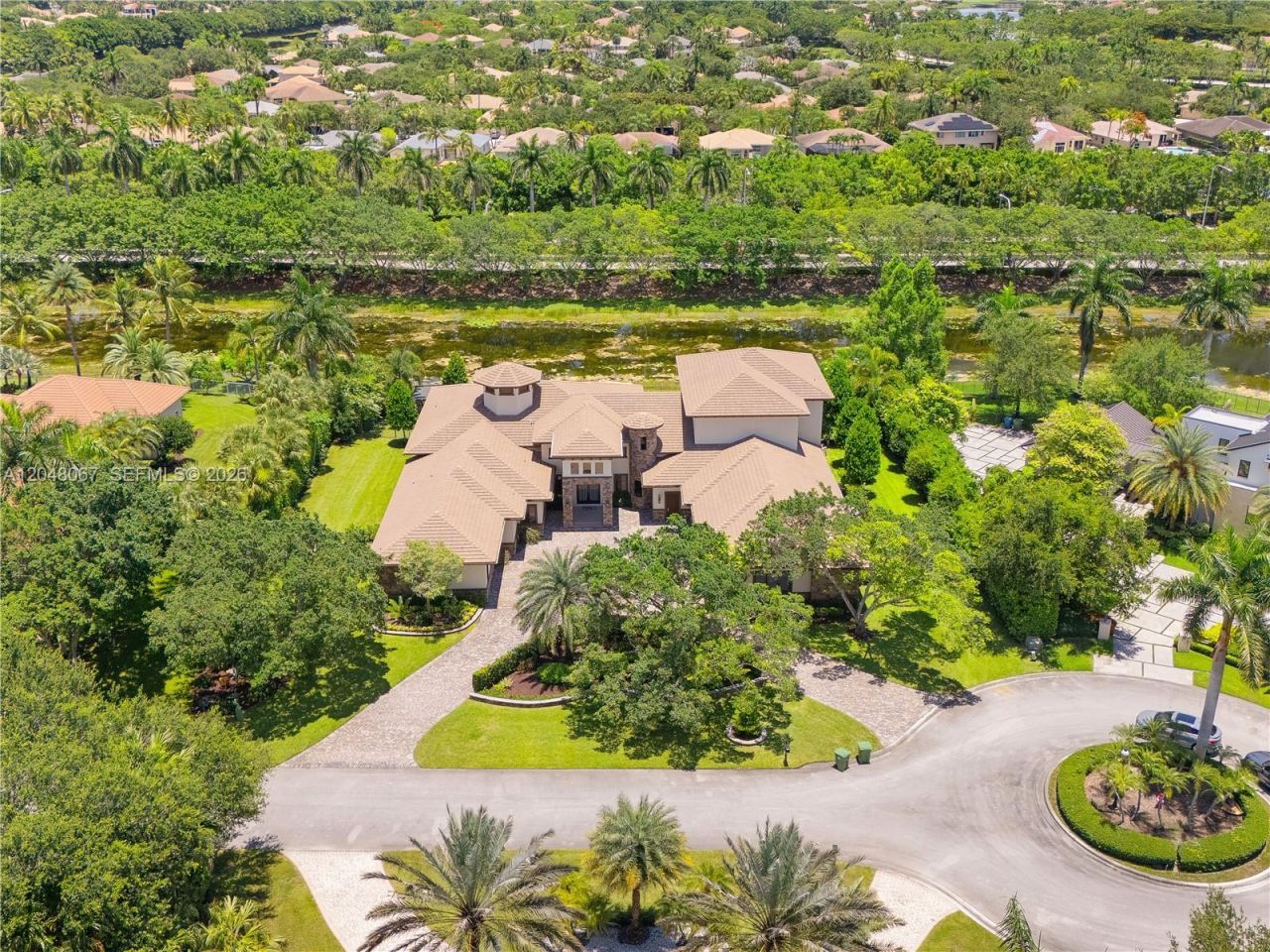 3724 Pine Lake Dr, Weston, FL 33332 Photo