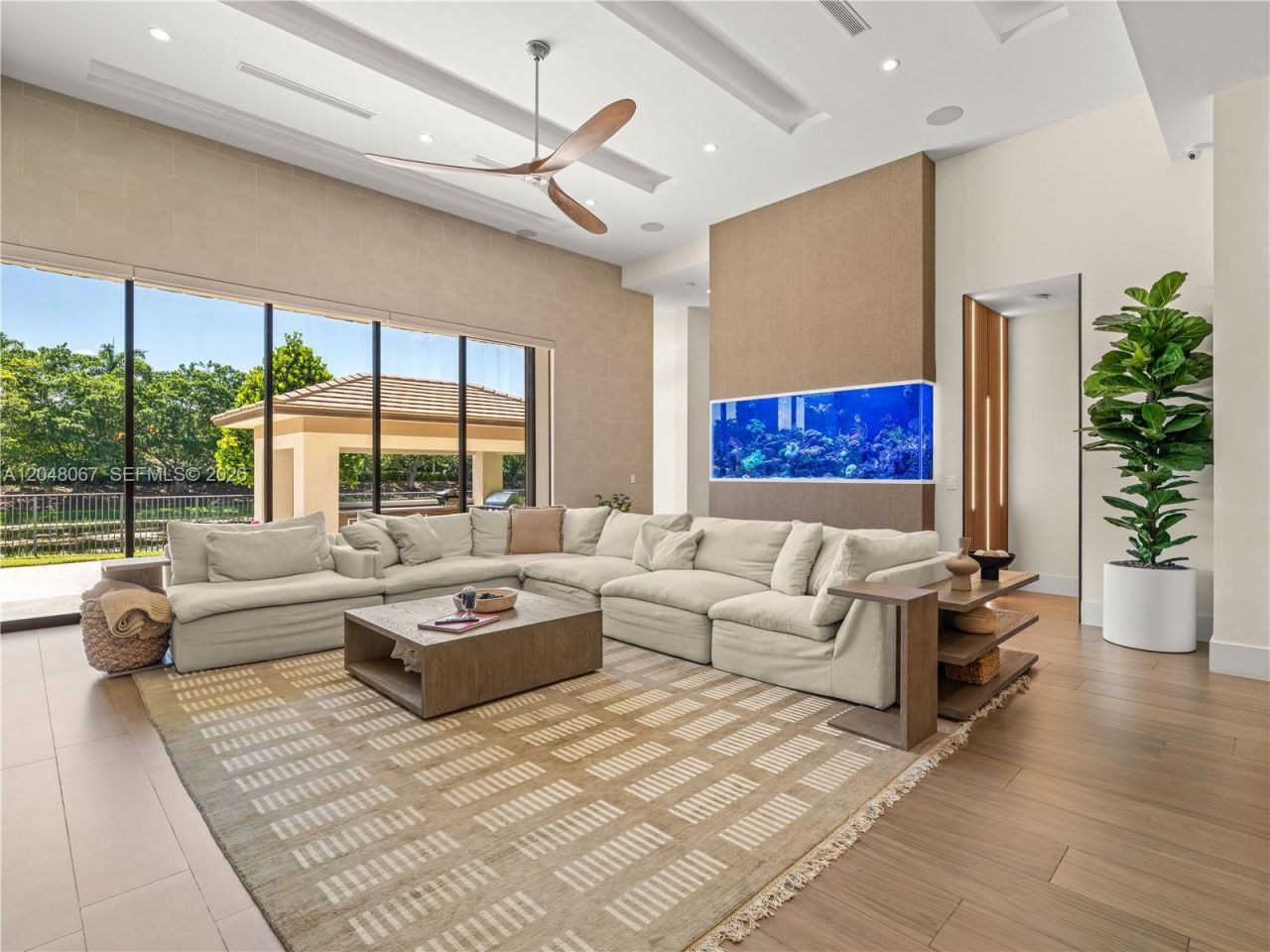 3724 Pine Lake Dr, Weston, FL 33332 Photo
