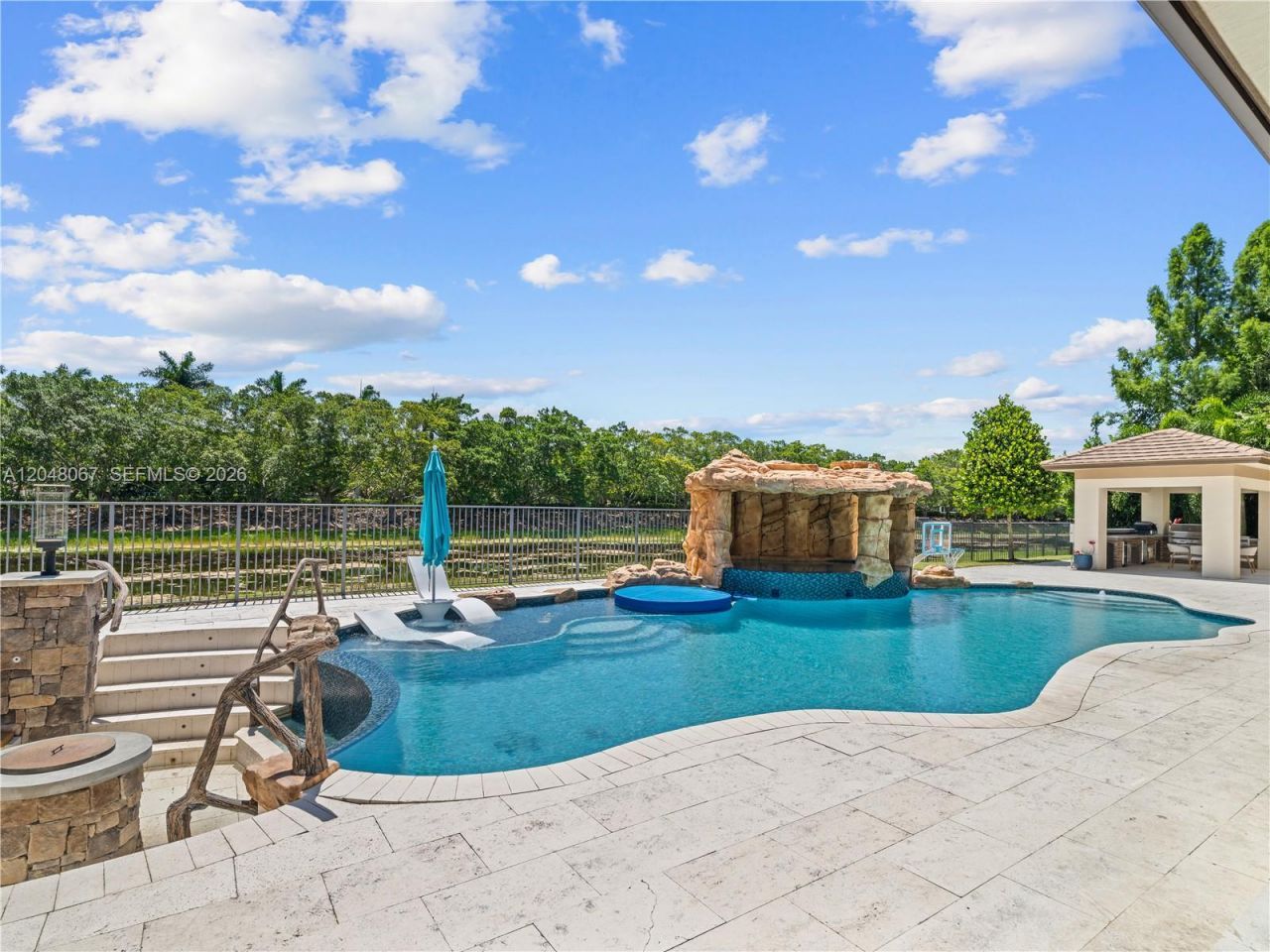 3724 Pine Lake Dr, Weston, FL 33332 Photo