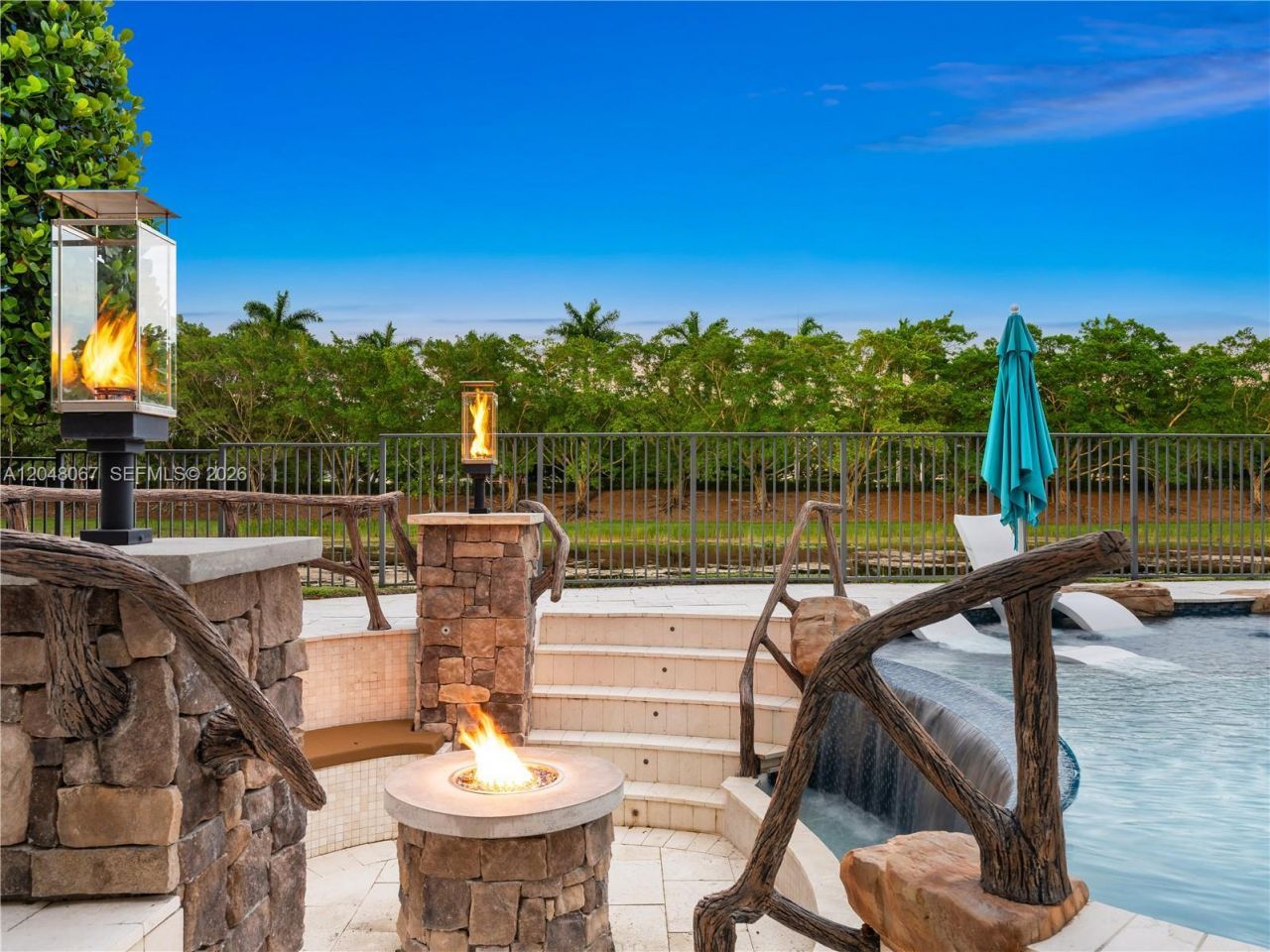 3724 Pine Lake Dr, Weston, FL 33332 Photo