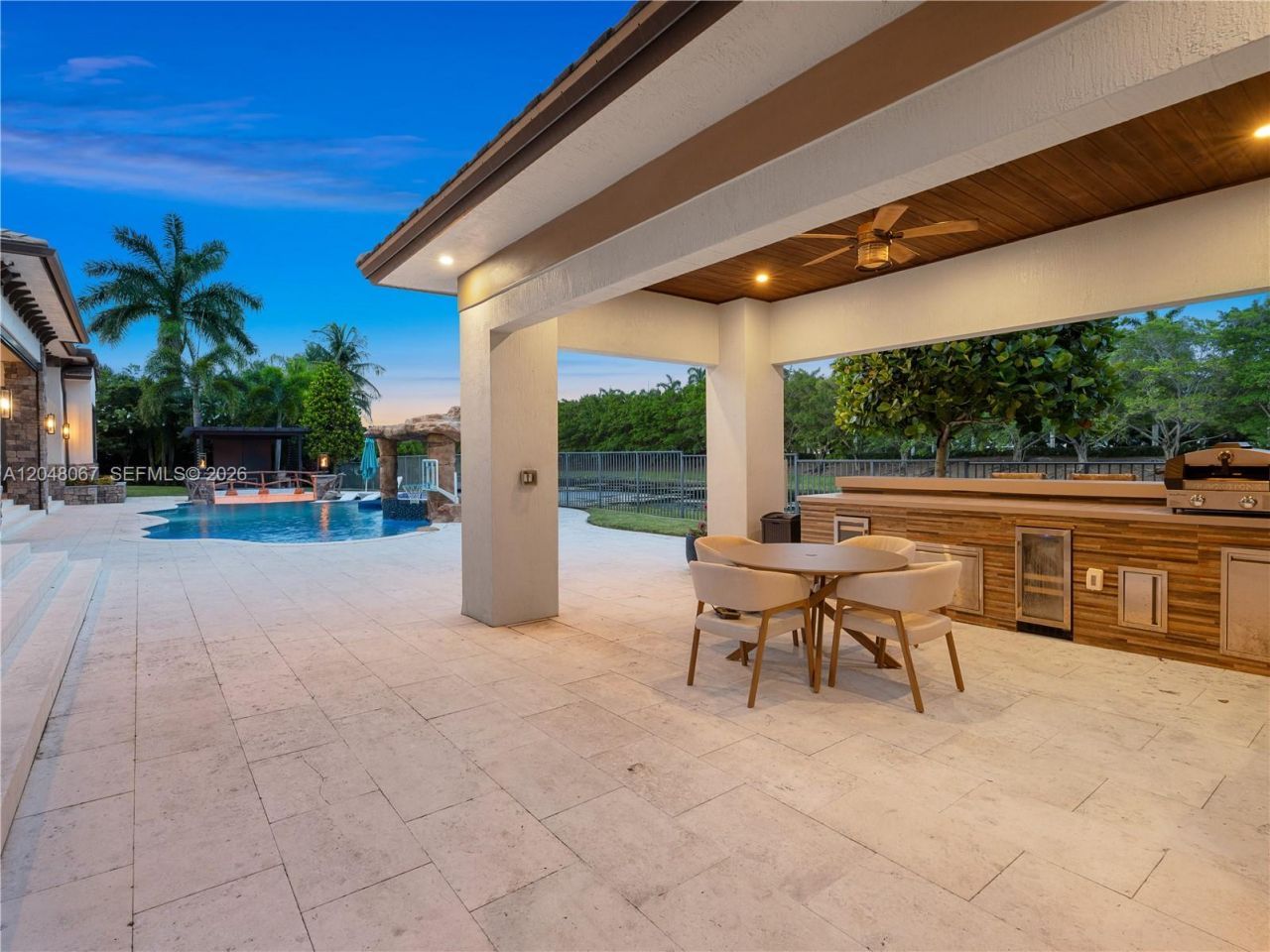 3724 Pine Lake Dr, Weston, FL 33332 Photo