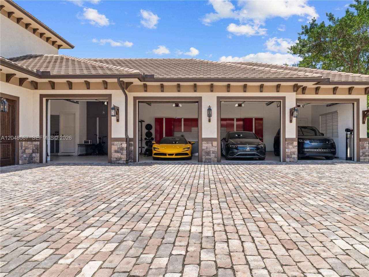 3724 Pine Lake Dr, Weston, FL 33332 Photo