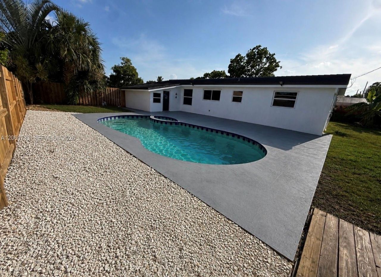 7161 SW 13th St , Pembroke Pines, FL 33023 Photo