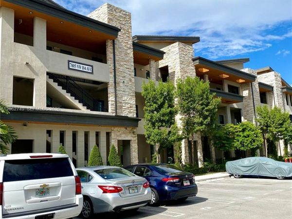 7805 NW 104th Ave , Unit 25, Doral, FL 33178