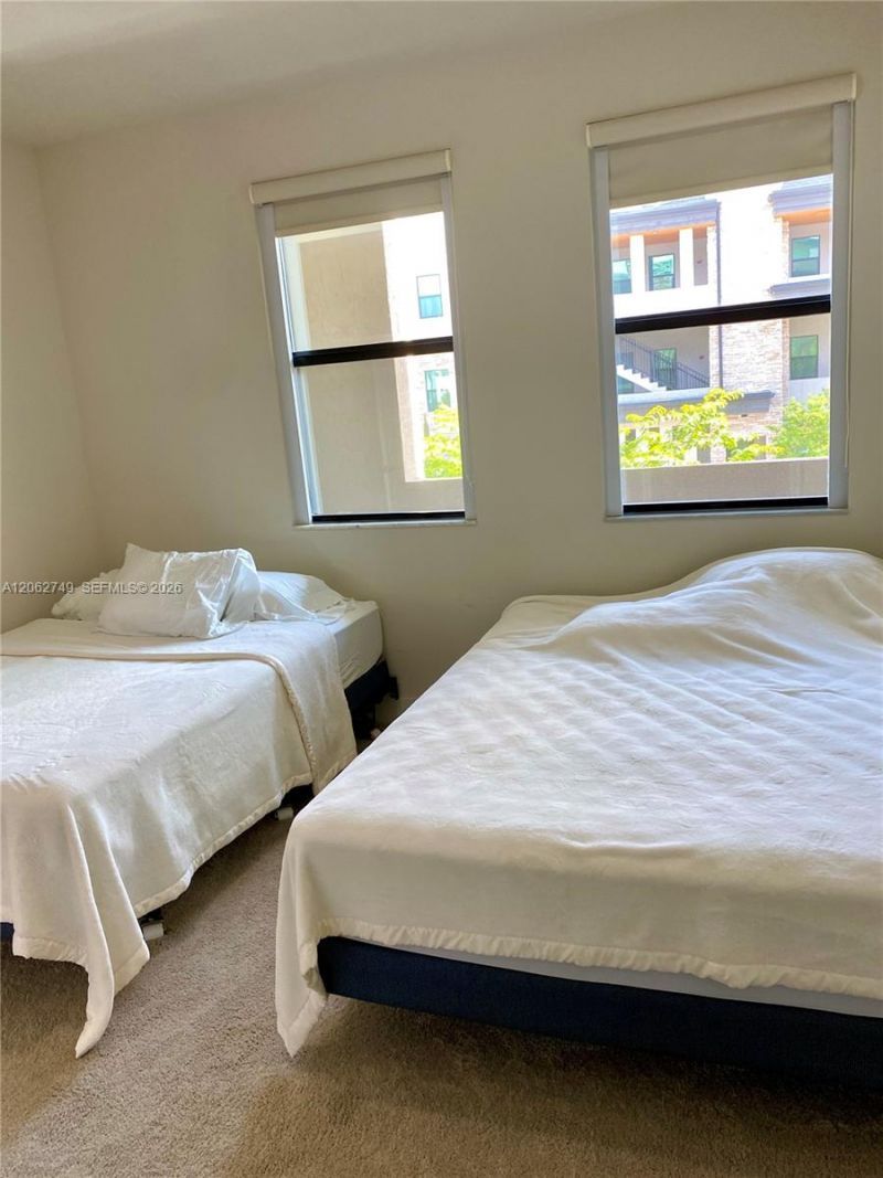 7805 NW 104th Ave, Unit 25, Doral, FL 33178 Photo
