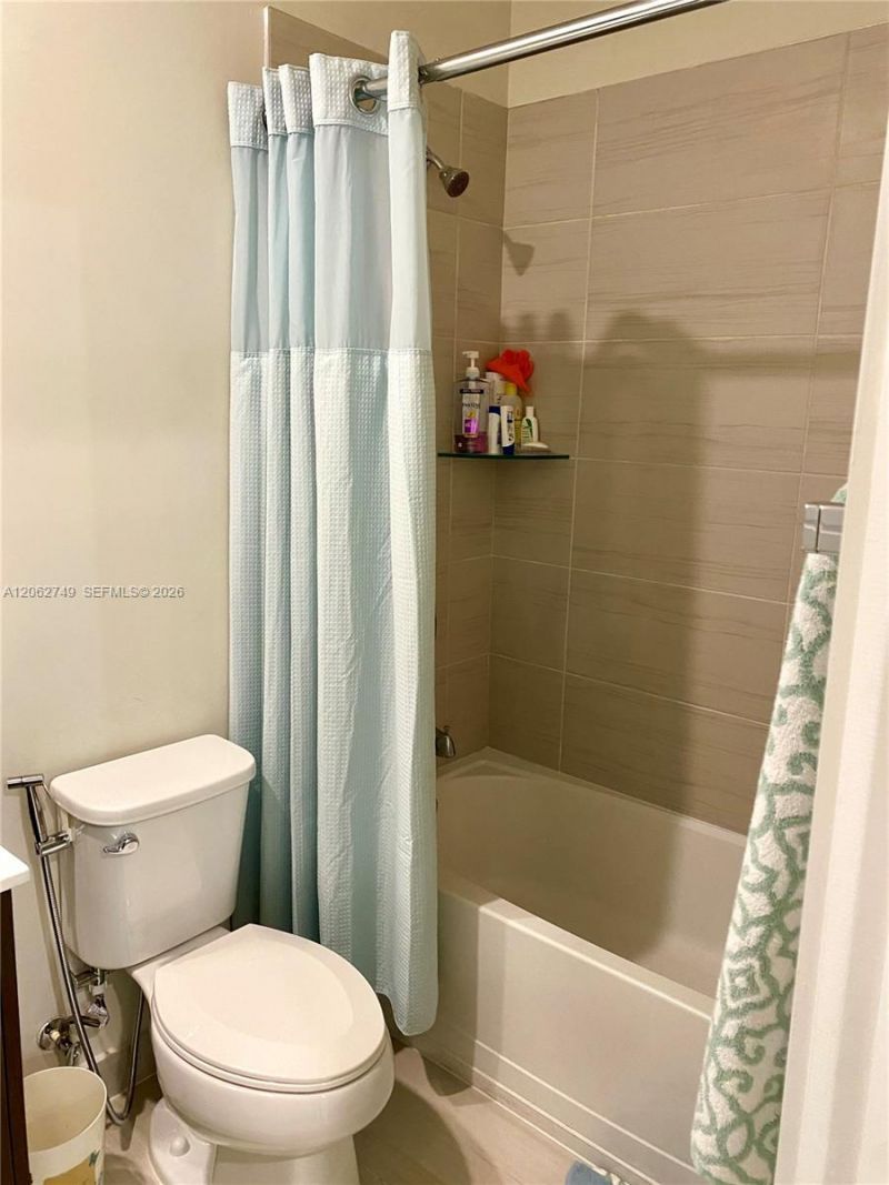 7805 NW 104th Ave, Unit 25, Doral, FL 33178 Photo