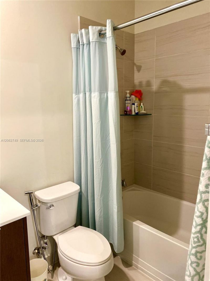 7805 NW 104th Ave, Unit 25, Doral, FL 33178 Photo