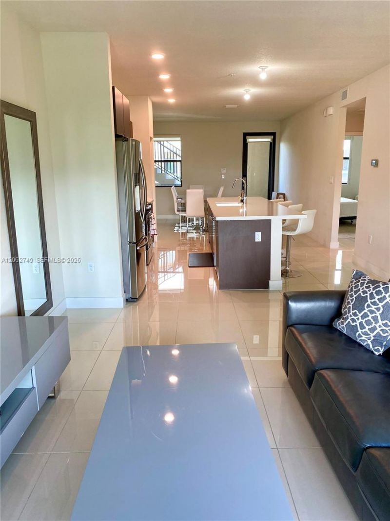 7805 NW 104th Ave, Unit 25, Doral, FL 33178 Photo