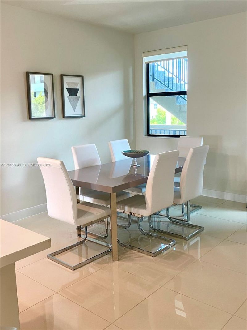 7805 NW 104th Ave, Unit 25, Doral, FL 33178 Photo