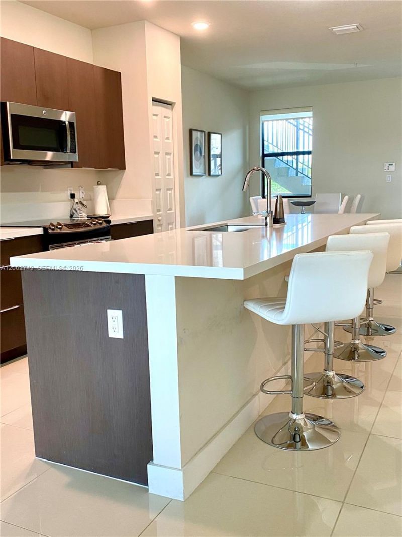 7805 NW 104th Ave, Unit 25, Doral, FL 33178 Photo