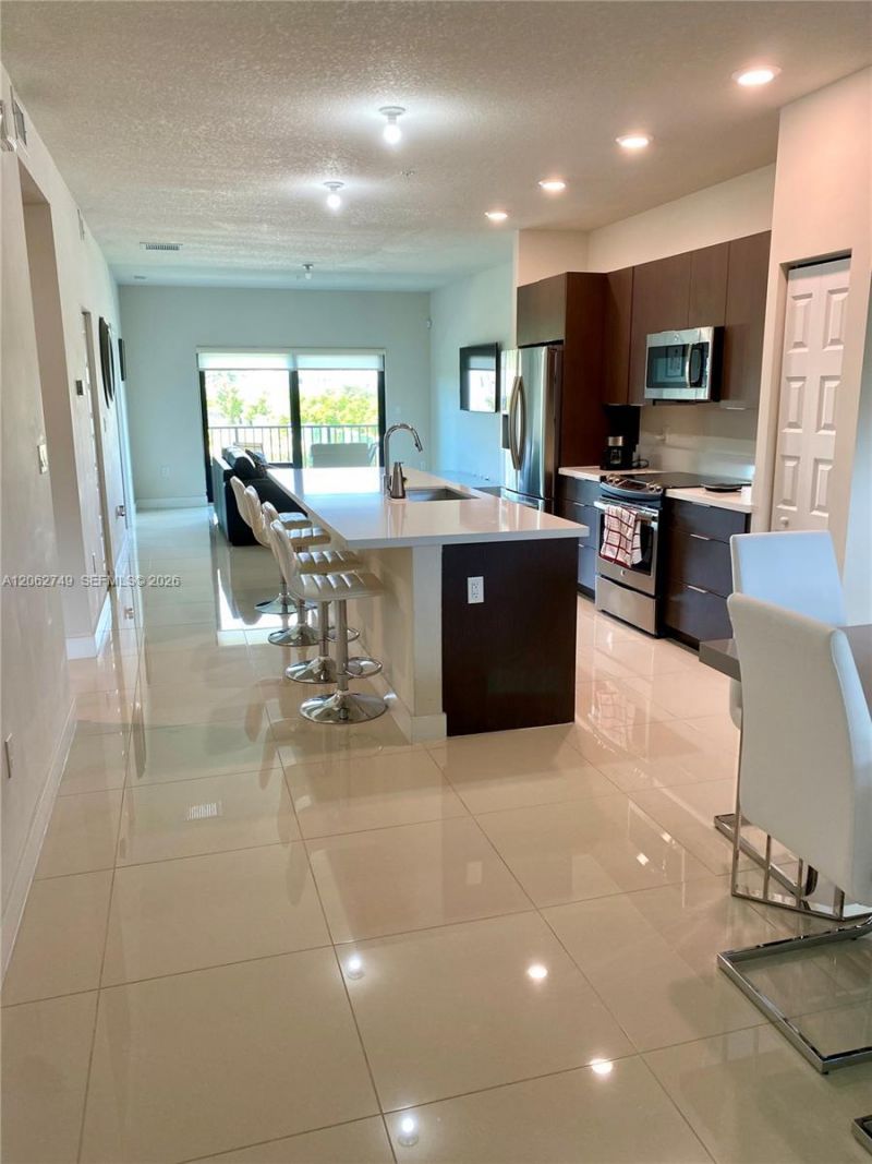 7805 NW 104th Ave, Unit 25, Doral, FL 33178 Photo