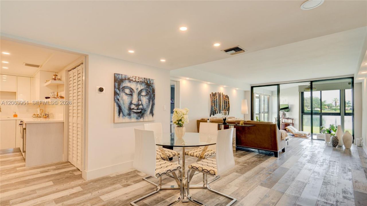 16325 Golf Club Rd , Unit 101, Weston, FL 33326 Photo