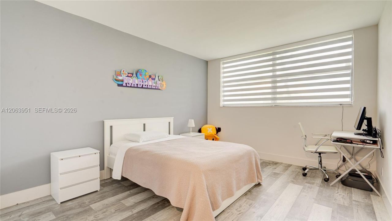 16325 Golf Club Rd , Unit 101, Weston, FL 33326 Photo