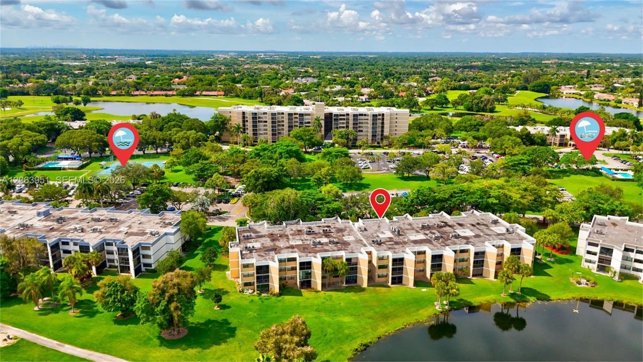 16325 Golf Club Rd , Unit 101, Weston, FL 33326 Photo