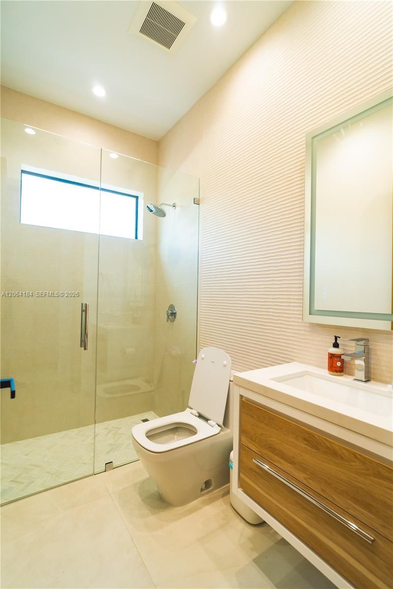 9330 SW 34th St, Miami, FL 33165 Photo