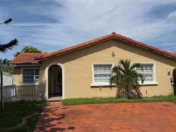1542 SW 138th Ct, Miami, FL 33184