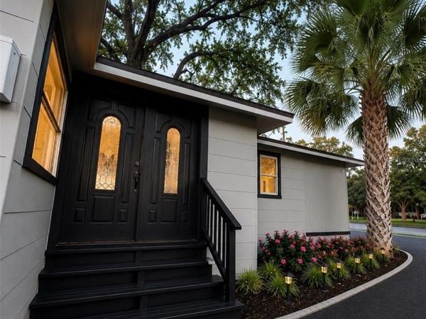 1221 E DR MARTIN LUTHER KING JR BOULEVARD, TAMPA, FL 33603