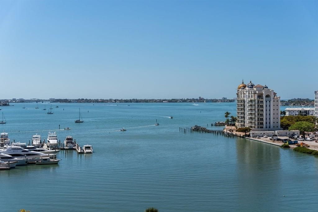 1155 N Gulfstream Avenue, Unit 802, Sarasota, FL 34236 Photo