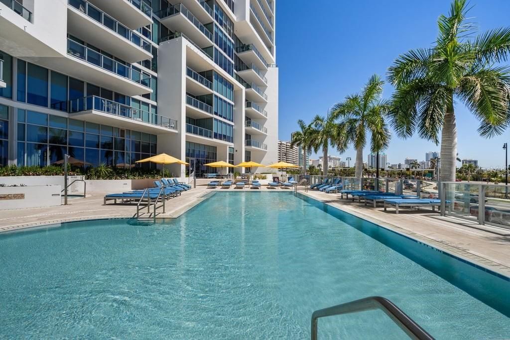 1155 N Gulfstream Avenue, Unit 802, Sarasota, FL 34236 Photo