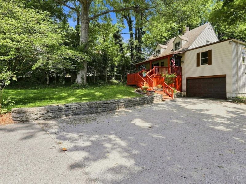 1428 Wolfangel Road, Anderson Twp, OH 45255 Photo 4