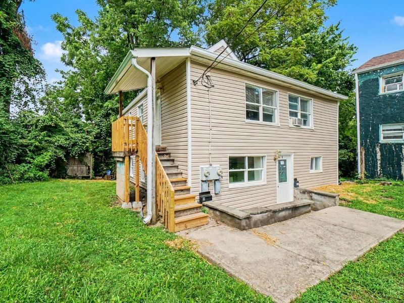 2048 4th Avenue, Springfield Twp., OH 45224 Photo 3