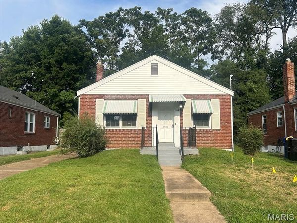 1162 Watts Avenue , St Louis, MO 63130