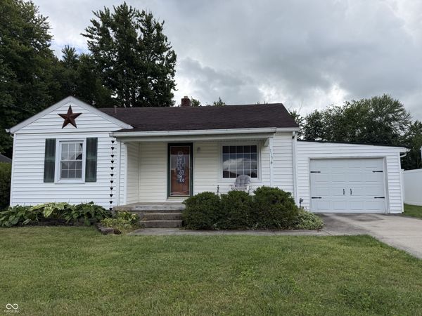 715 Central Avenue , Batesville, IN 47006