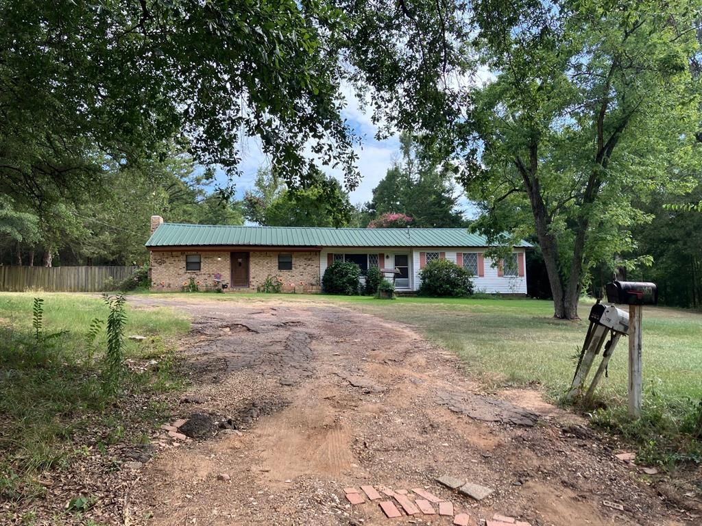 432 County Road 4025, Mount Pleasant, TX 75455 Main Photo