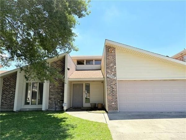 11240 WINROCK Drive , New Orleans, LA 70128