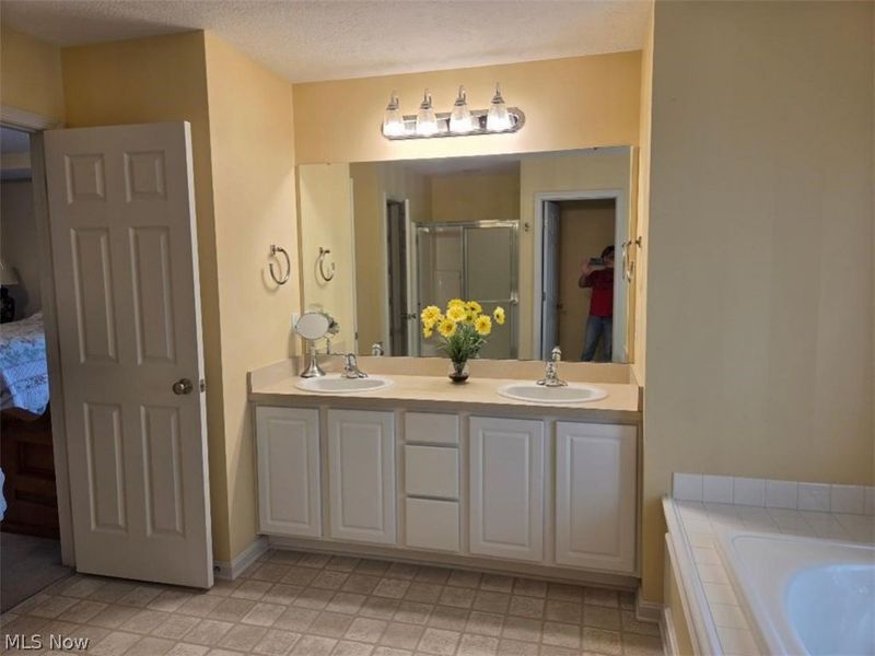 1200 Cherokee Path, Vermilion, OH 44089 Photo 24
