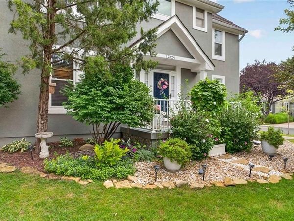 12424 Long Street, Overland Park, KS 66213