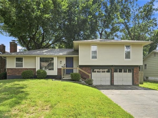 12727 W 100th Street, Lenexa, KS 66215