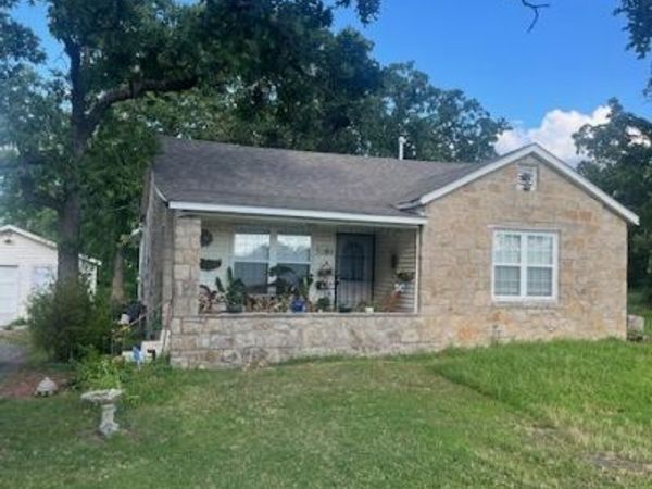 5701 S 33rd West Avenue , Tulsa, OK 74107