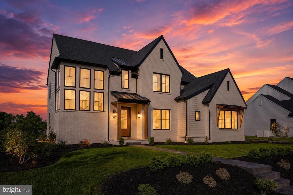 837 WHEATFIELD LANE , LEBANON, PA 17042