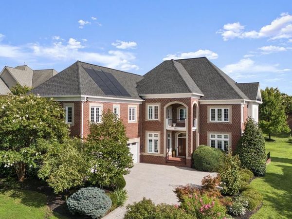 6114 ROSEMONT , NORTH BETHESDA, MD 20852
