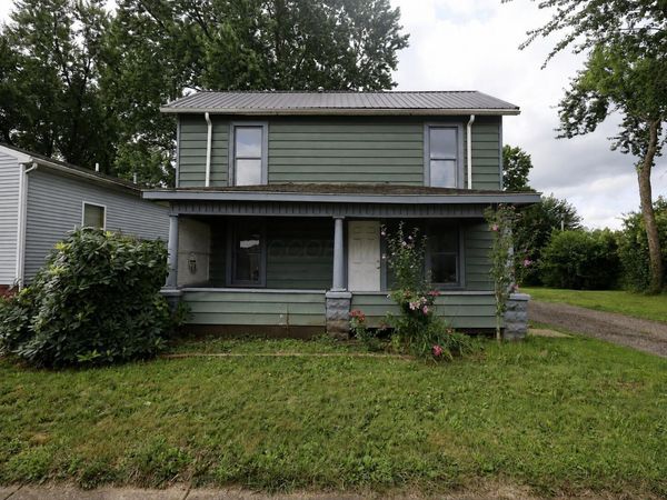 539 E State Street , Newcomerstown, OH 43832