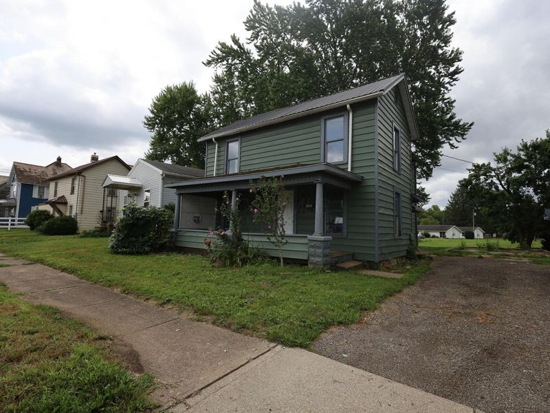 539 E State Street , Newcomerstown, OH 43832 Photo 2