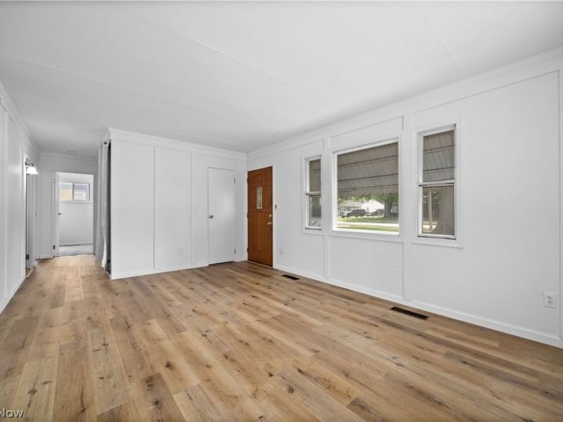2905 Riverview Lane, Lorain, OH 44055 Photo 6