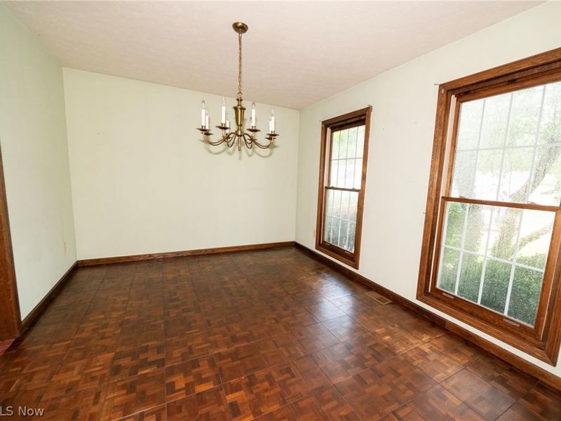 241 Kent Circle NE, New Philadelphia, OH 44663 Photo 10